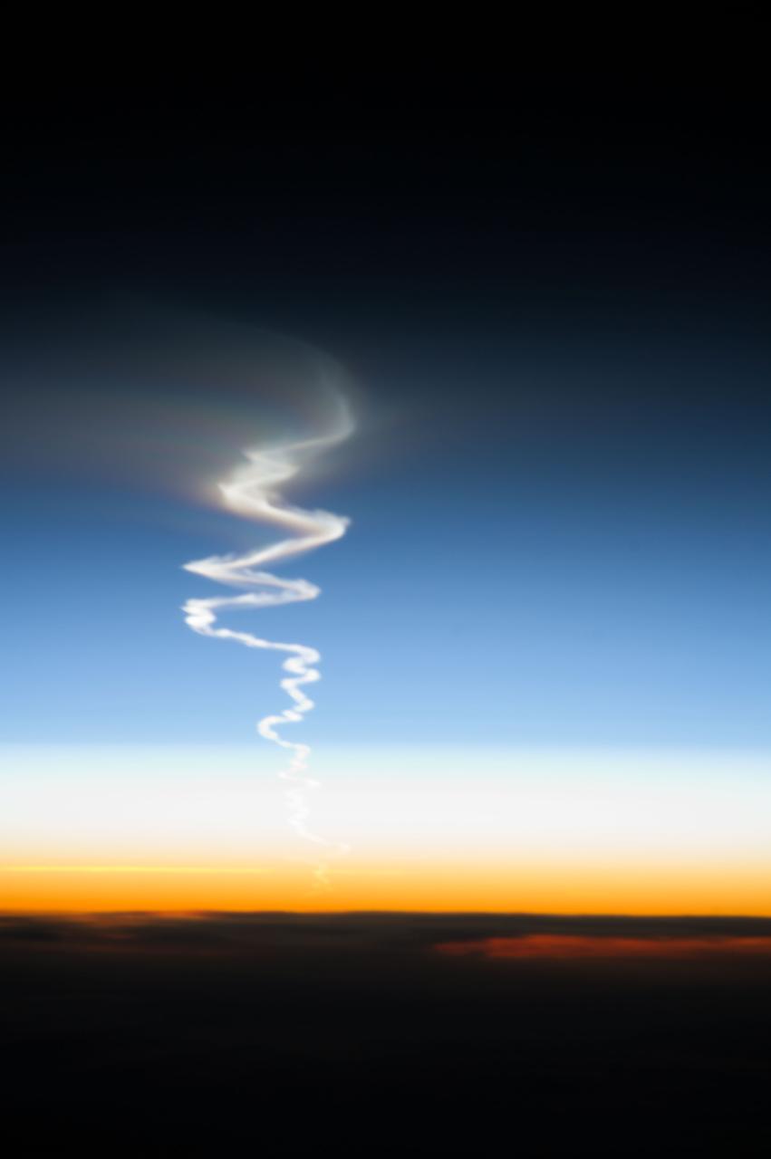 View of test launch of a Topol/SS-25 missile on Oct. 10, 2013 as seen by the Expedition 37 crew aboard the International Space Station (ISS). The missile was launched at 17:39 MSK (13:39 UTC) from Kapustin Yar to the Sary Shagan test site in Kazakhstan. Also sent as Twitter message.