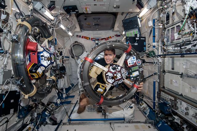 NASA image: Hopkins with SPHERES RINGS