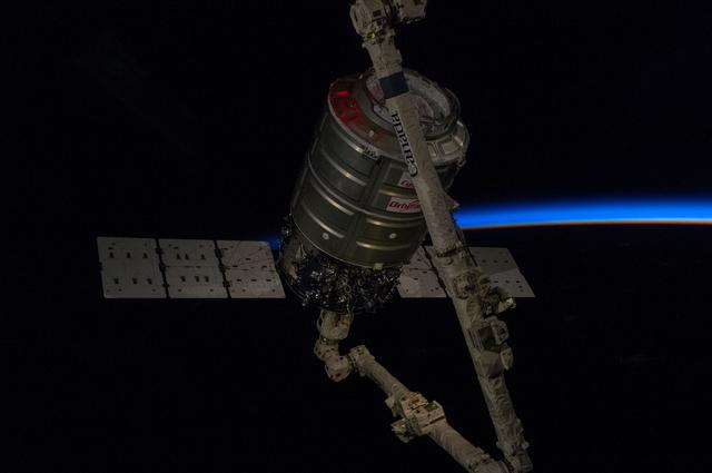 NASA image: Cygnus Capture