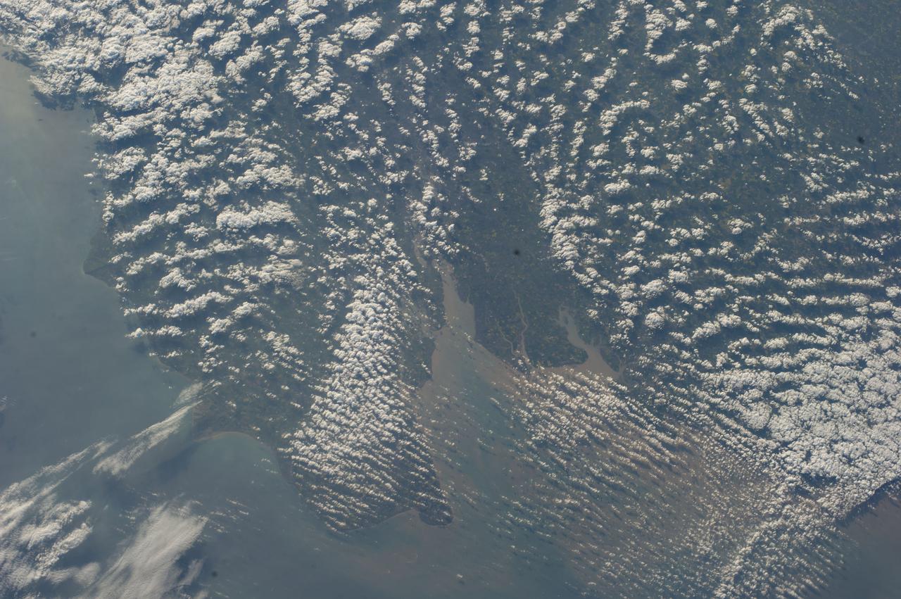 Earth observation taken by the Expedition 39 crew aboard the ISS. Image was released by astronaut on Twitter and downlinked in folder: London, etc.