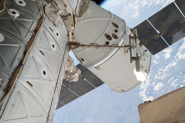 NASA image: View of the Dragon Spacecraft during EVA 26