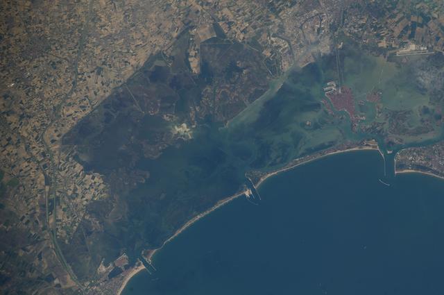 NASA image: Earth Observations taken by the Expedition 39 Crew