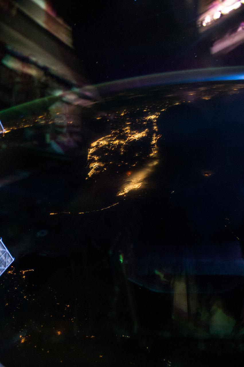 Earth Observation taken during a night pass by the Expedition 40 crew aboard the International Space Station (ISS). File lists this as possibly : Florida at night.