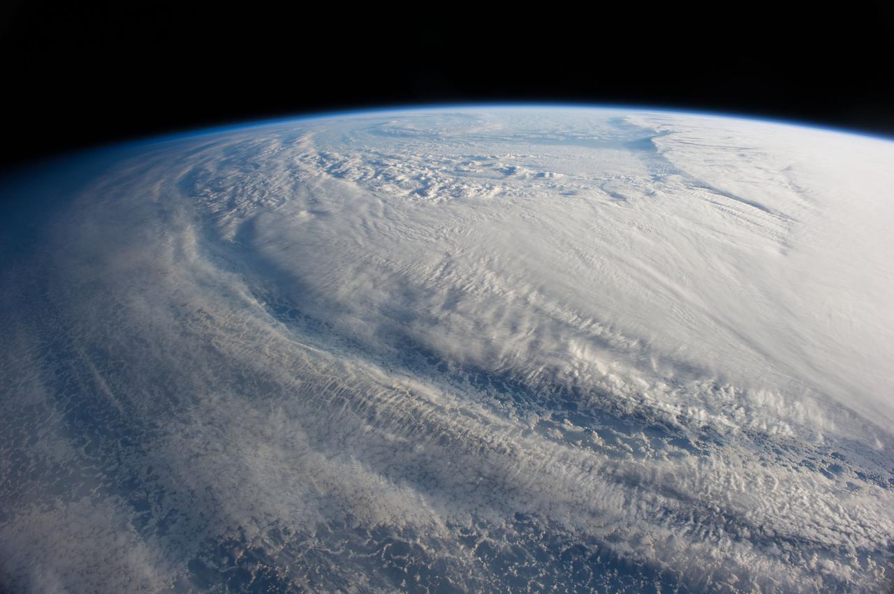 Earth observation taken during a day pass by the Expedition 40 crew aboard the International Space Station. File identifies it as: 53P Progress burn up.