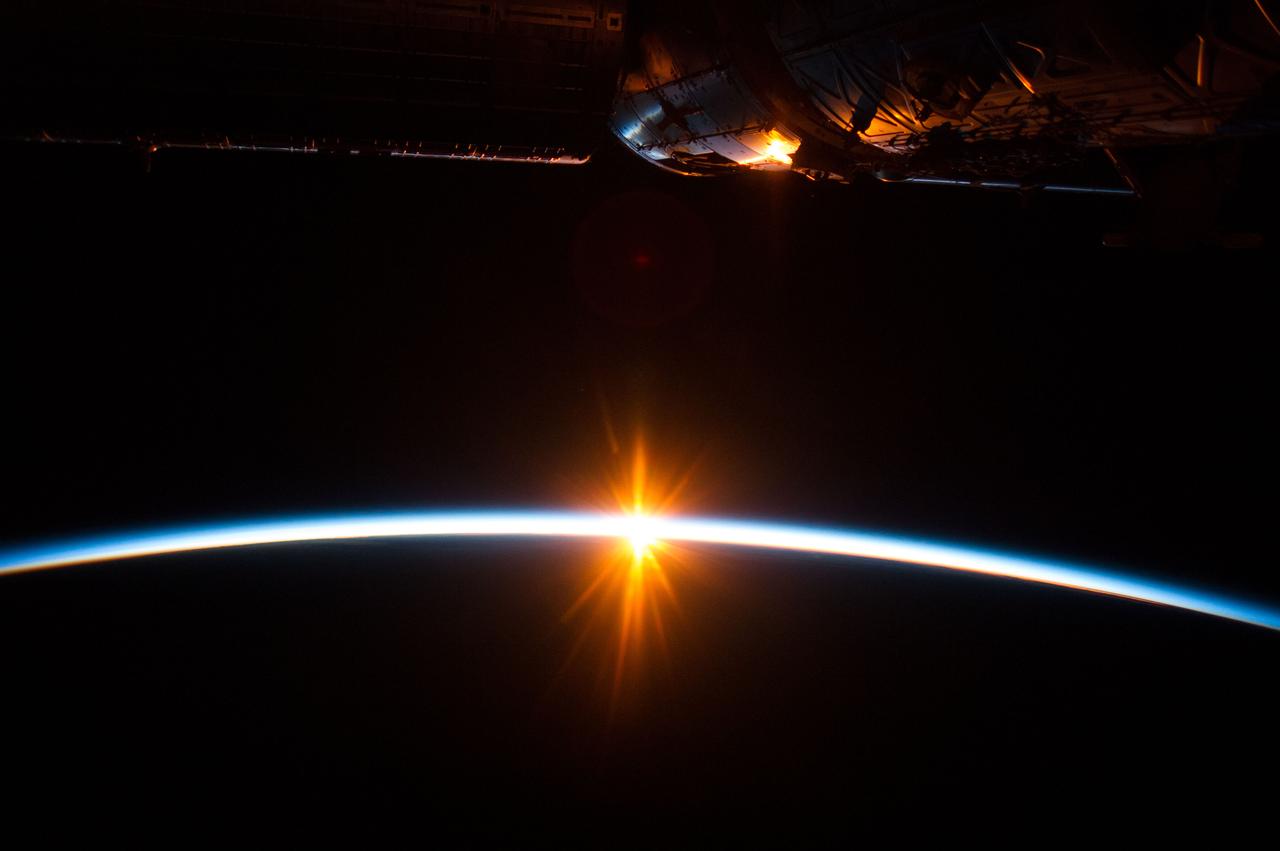 ISS040-E-020063 (26 June 2014) ---