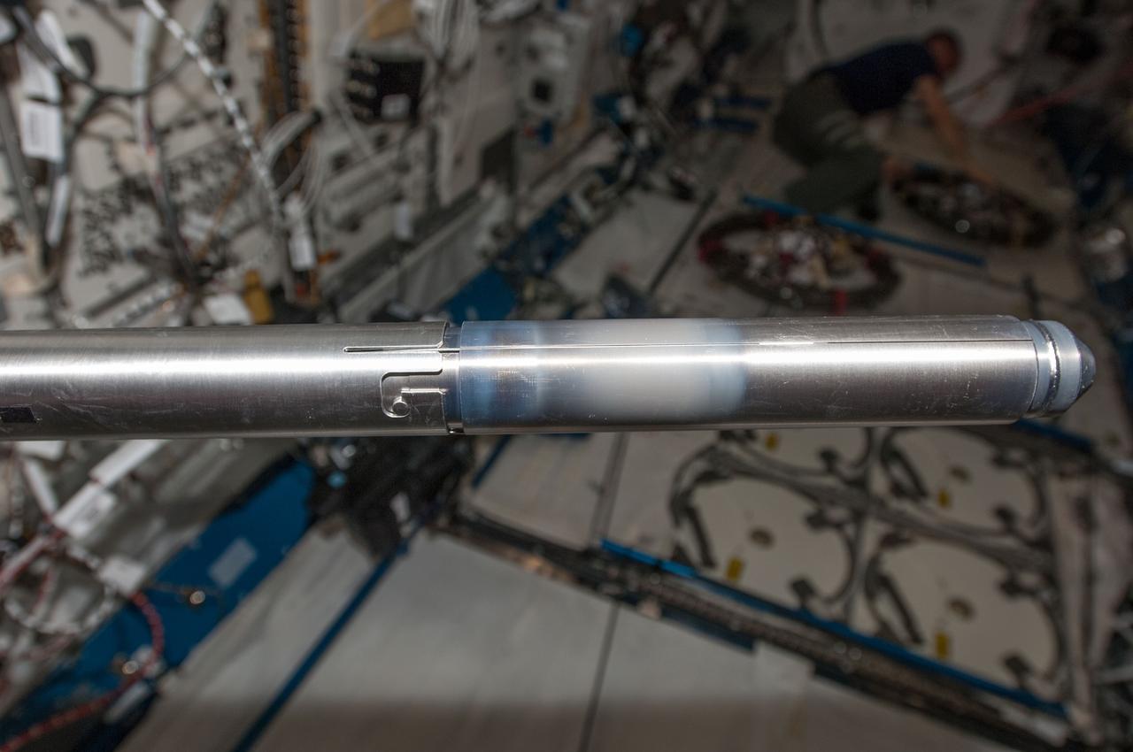 iss040e054526 (7/10/2014) --- A photo of Hicari sample cartridge 2 from the Gradient Heating Furnace (GHF) removed in preparation for return on SpaceX-4. The materials science investigation Growth of Homogeneous SiGe Crystals in Microgravity by the TLZ Method (Hicari) aims to verify the crystal-growth by Travelling Liquidous Zone method, and to produce high-quality crystals of Silicon-Germanium (SiGe) semiconductor using the Japanese Experiment Module-Gradient Heating Furnace (JEM-GHF).