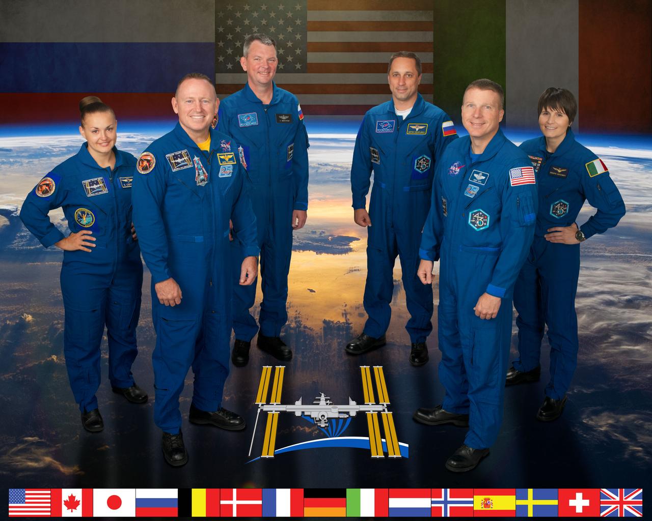  PHOTO DATE: 07-09-14 LOCATION: Bldg. 8, Room 183 - Photo Studio SUBJECT: Expedition 42 crew portrait. Soyuz 40(Alexander Samokutyaev, Yelena Serova, Barry Wilmore) & Soyuz 41(Anton Shkaplerov, Samantha Cristoforetti, Terry Virts). PHOTOGRAPHER: BILL STAFFORD