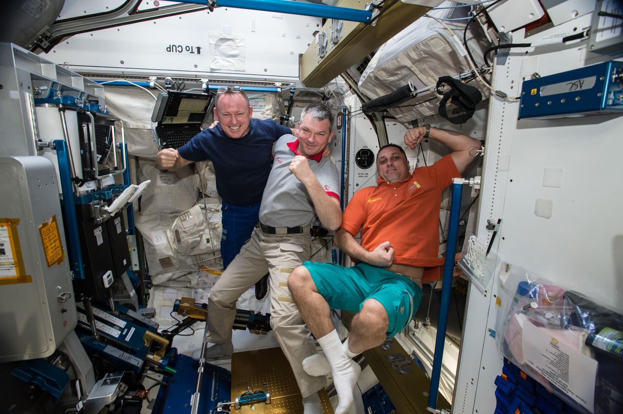 GMT330_11_38_Terry Virts_cevis ared sasha butch anton_130