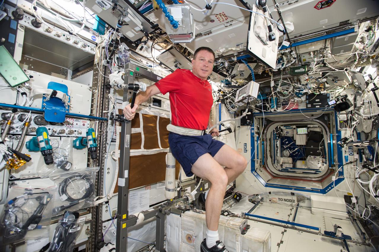 GMT331_15_05_Terry Virts_MELFI CEVIS_130