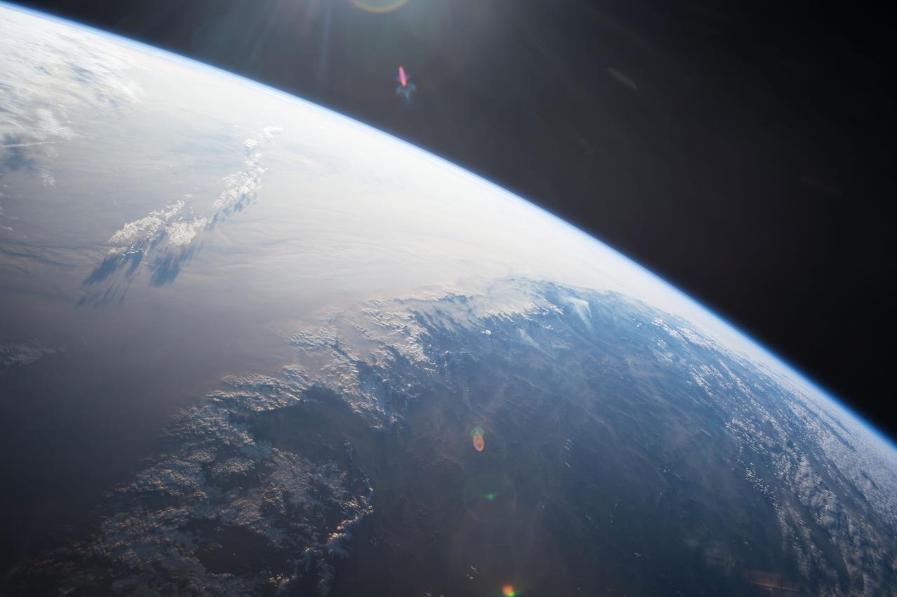 iss042e034845 (11/09/2014) ---  European Space Agency Astronaut Samantha Cristoforetti took this beautiful image of the Earth from the International Space Station on 9 December 2014.