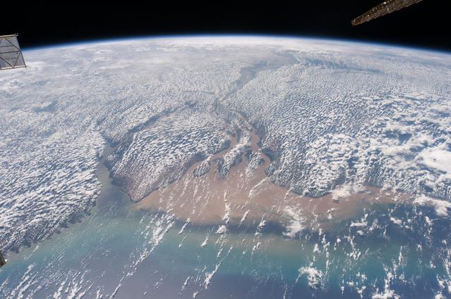 NASA image: iss042e046495