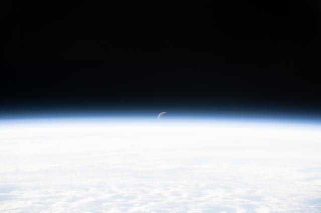 NASA image: iss042e046887