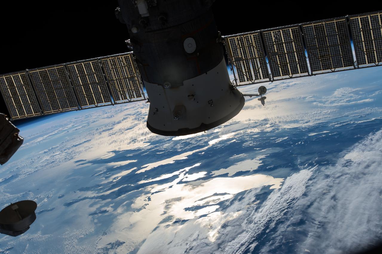 GMT354_18_39_Terry Virts_mt etna adriatic_131