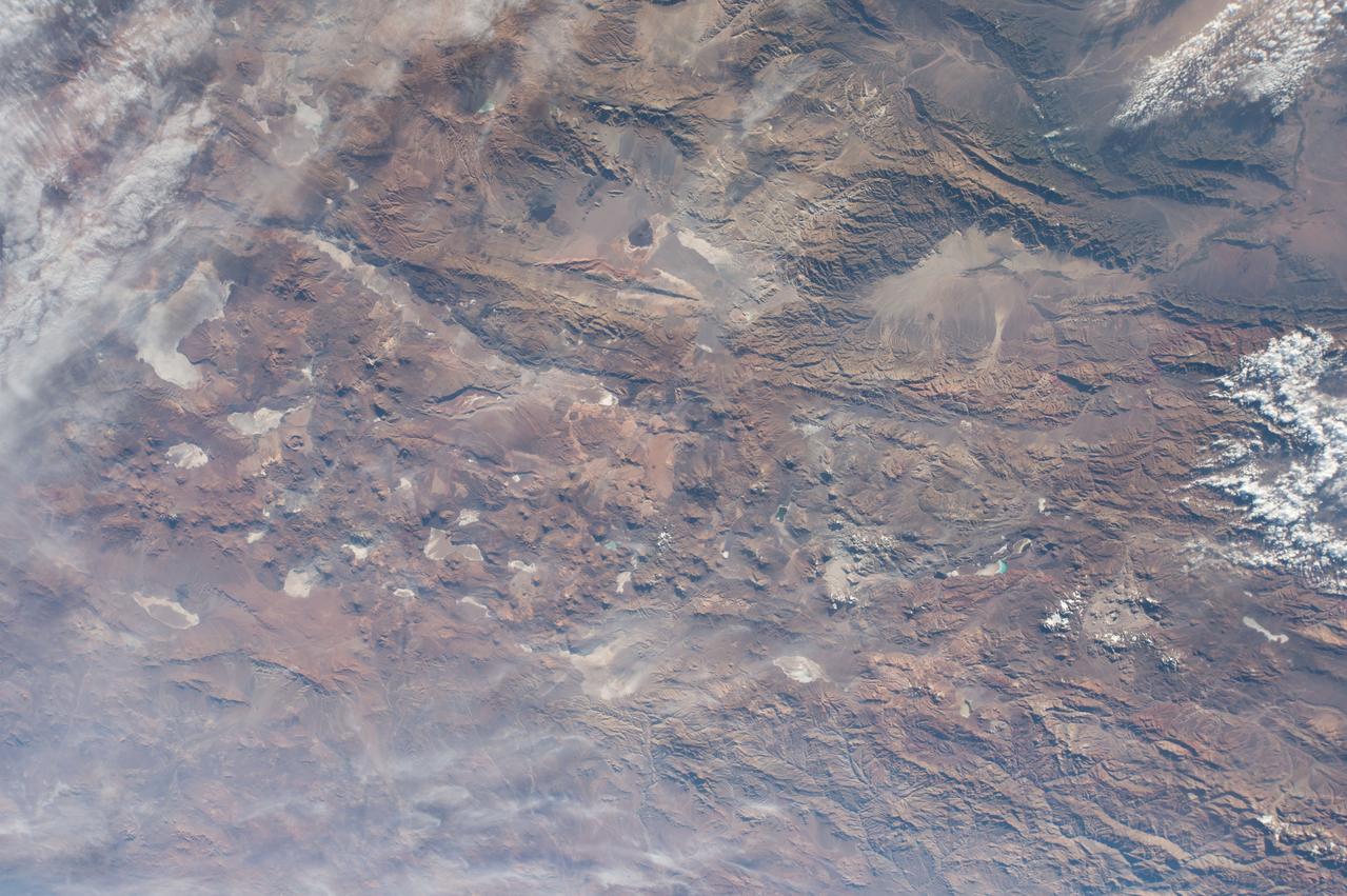 GMT362_00_58_Terry Virts_chile andes central south america amazon start in mountains_123