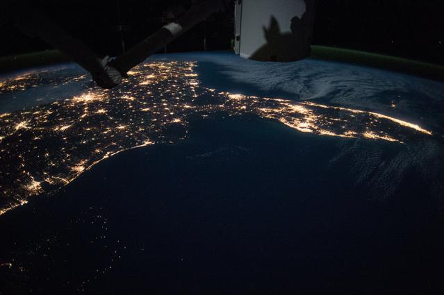 NASA image: iss042e185254