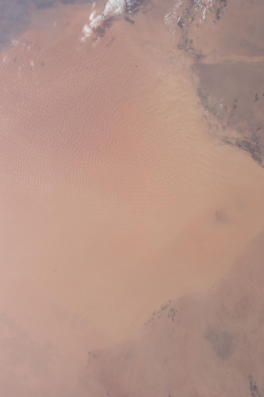 ISS042E243192 (02/11/2015) --- This huge Desert in northern Africa is an image tweeted by NASA astronaut Terry Virts on Feb. 11, 2015 from the International Space Station. He wanted to share with his Twitter fans the enormous size of the " Murzuq Desert #Libya #Africa".