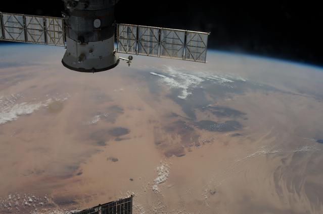 NASA image: iss042e275153