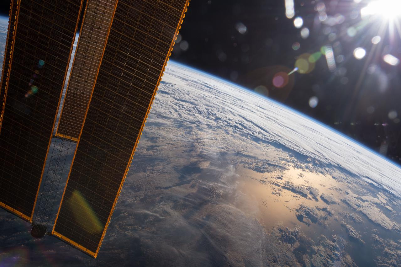 ISS043E091794 (04/07/2015) --- Astronauts and cosmonauts aboard the International Space Station are regular witness to the  beauty of our planet Earth from their high vantage point. This image was taken on Apr 7, 2015 by the crew of Expedition 43.