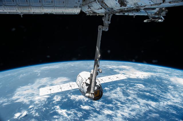 NASA image: SpaceX (SpX)-6 Dragon spacecraft move to berth sequence
