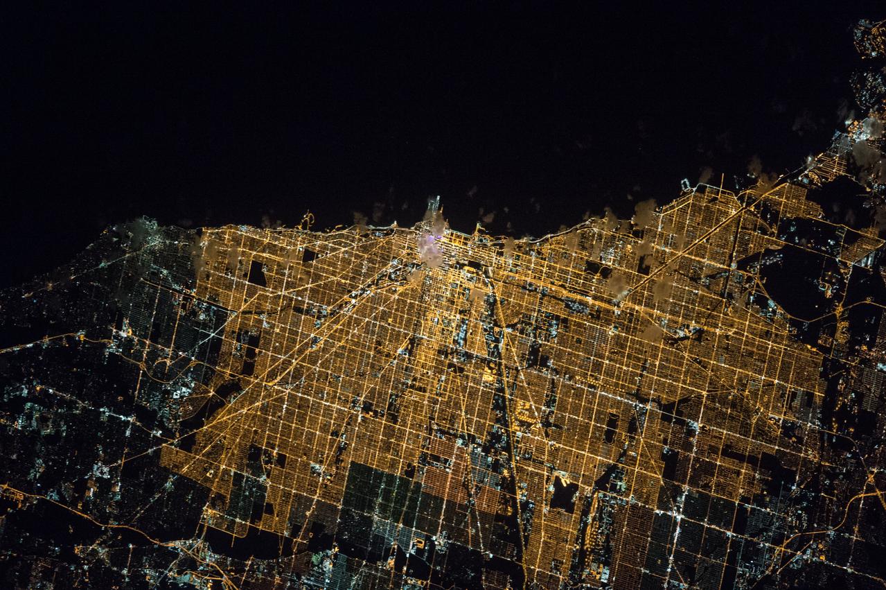 ISS047e043884 (04/05/2016) --- Expedition 47 crewmembers on board the International Space Station captured this brightly lit night image of the largest city along Lake Michigan in the US Midwest state of Illinois: Chicago.