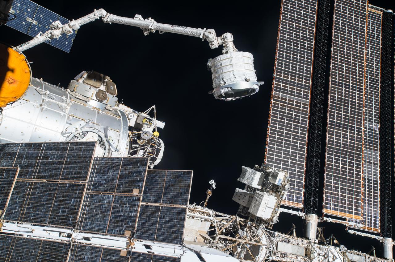 iss047e061107 (4/16/2016) --- View of Bigelow Expandable Activity Module (BEAM) attached to Canadarm2 Robotic Arm. The Bigelow Expandable Activity Module (BEAM) is an experimental expandable capsule that docks with the International Space Station (ISS). After docking, BEAM inflates to roughly 13 feet long and 10.5 feet in diameter to provide a habitable volume where a crew member can enter.