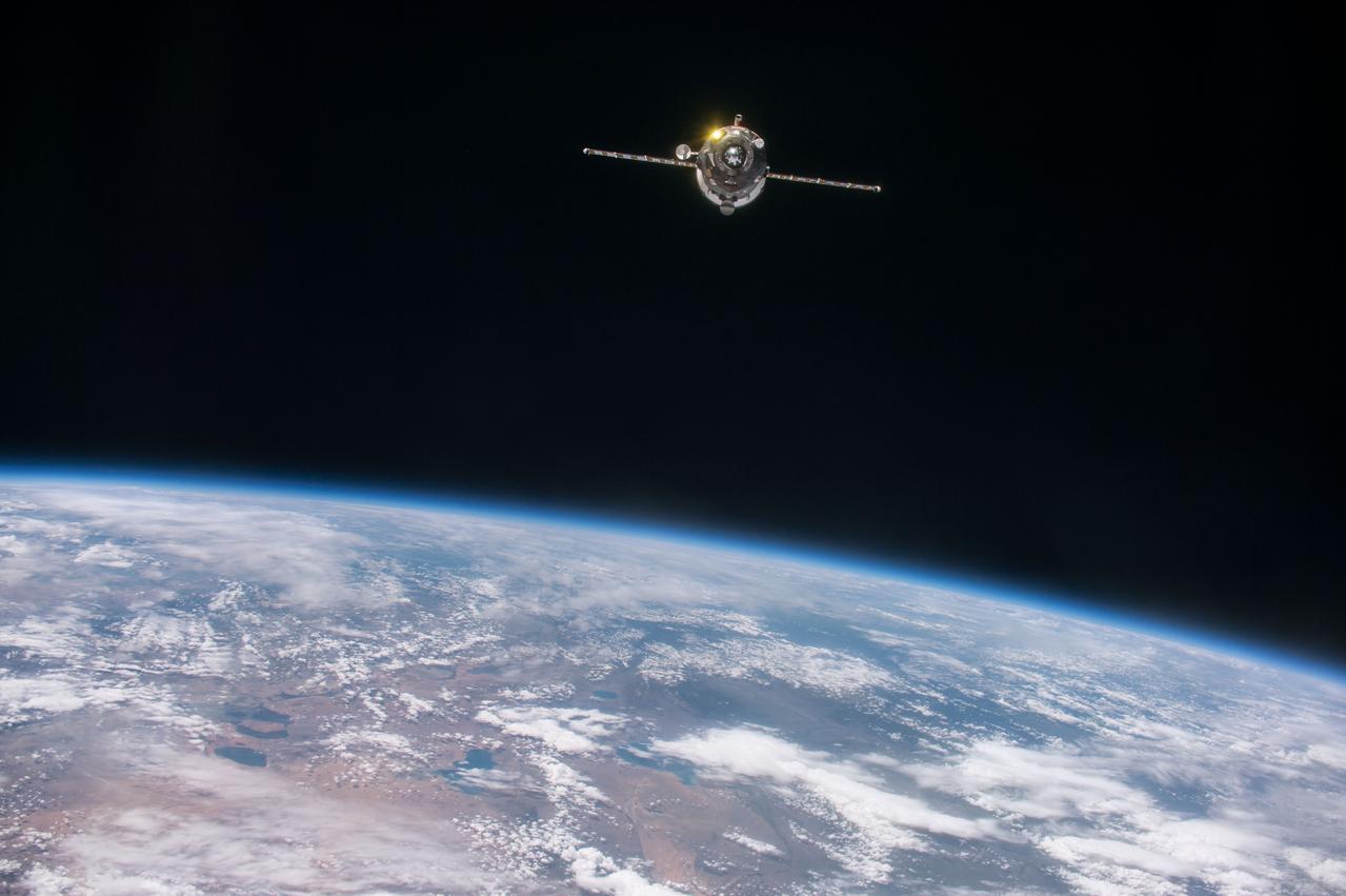 iss048e017190 (07/01/2016) --- The undocked Russian Progress 62 spacecraft backs away from the International Space Station for a test of the upgraded tele-robotically operated rendezvous system, or the TORU manual docking system.