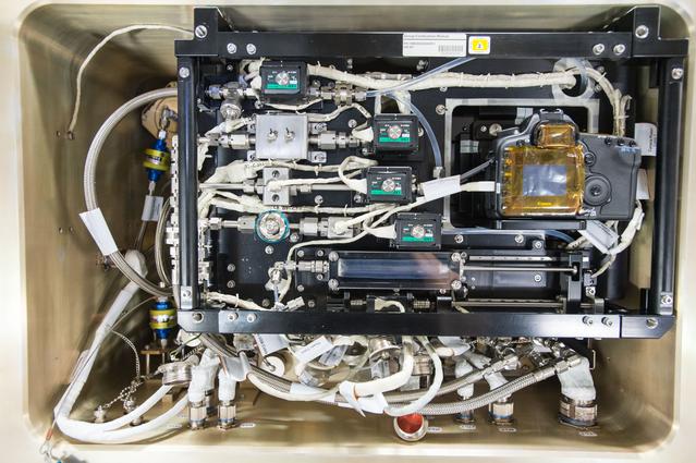 NASA image: Group Combustion Module (GCM) Installation