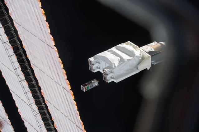 NASA image: J-SSOD-6 Deployment