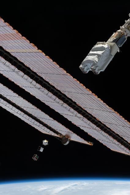 NASA image: J-SSOD-6 Deployment