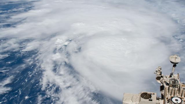 NASA image: iss051e040010