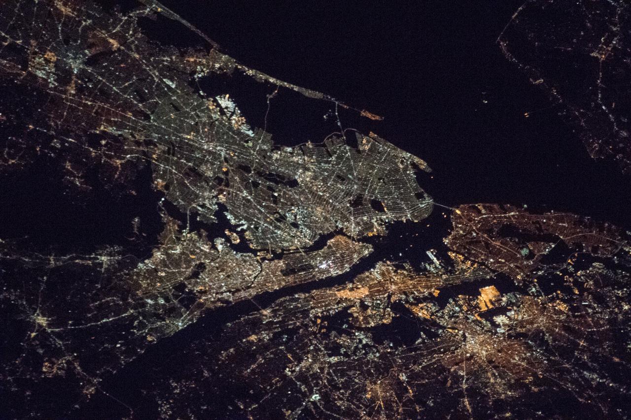 iss053e239527 (Nov. 23, 2017) --- The well-lit metropolitan area of New York City, its five boroughs -- The Bronx, Manhattan, Queens, Brooklyn and Staten Island -- and part of the state of New Jersey are pictured in this photograph taken during a night pass from the International Space Station on Nov. 23, 2017.