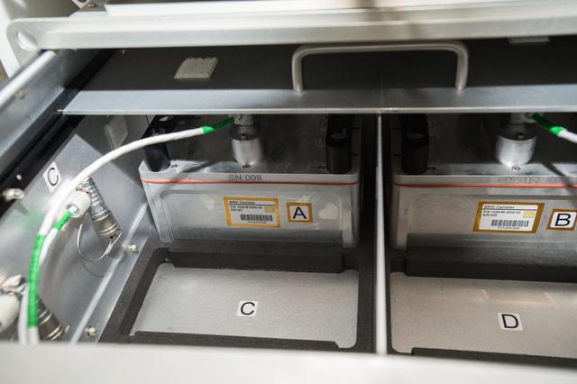 NASA image: BRIC-LED Experiment Canister Installation