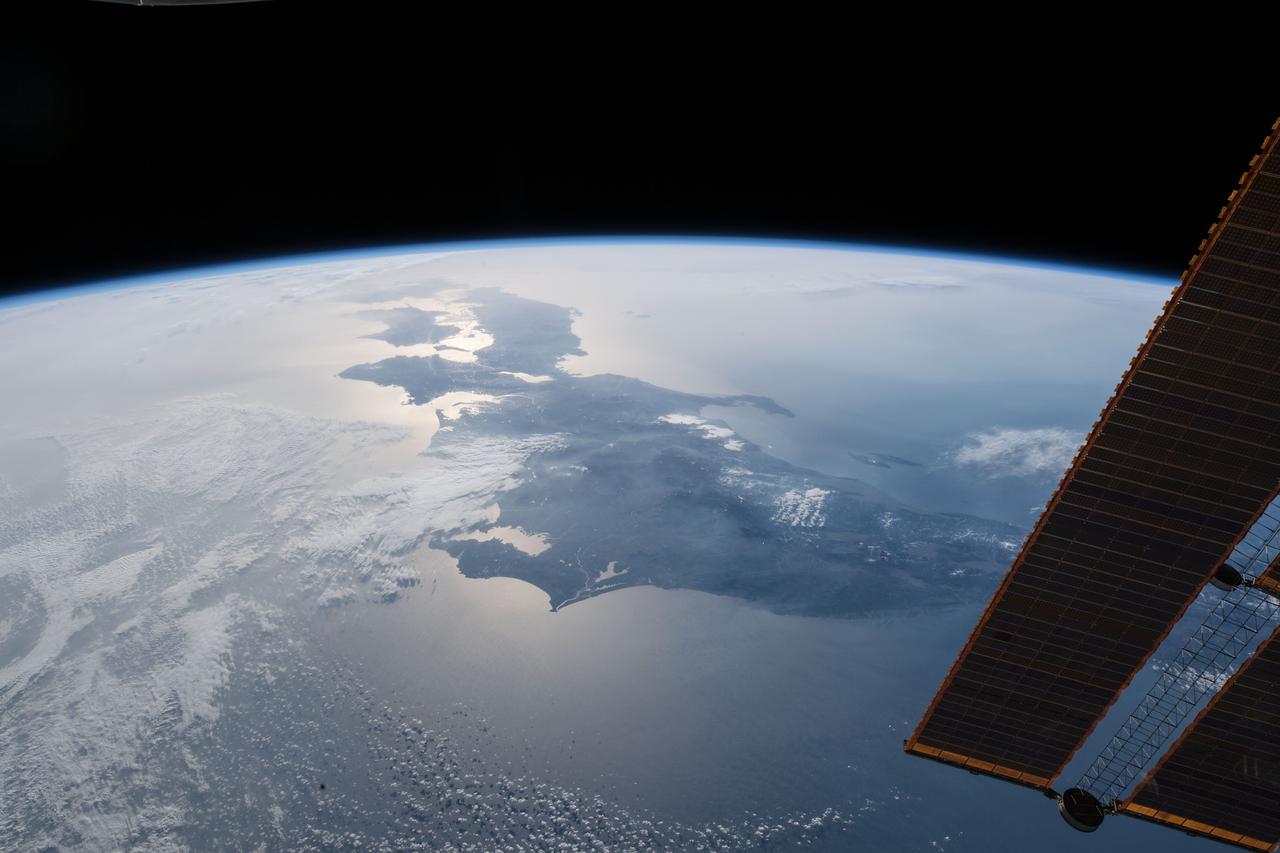 iss055e006515 (March 30, 2018) --- This view of Japan from the International Space Station looks from north to south and encompasses the cities of Tokyo, Nagoya, Osaka, Hiroshima and Fukuoka.