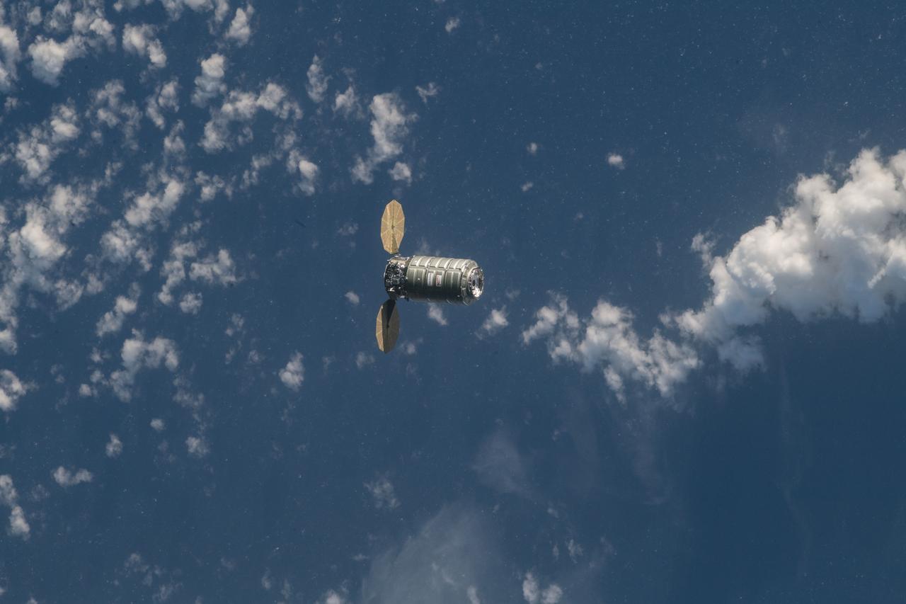 iss055e074856 (May 24, 2018) --- The Orbital ATK space freighter is pictured as it slowly and methodically approaches the International Space Station before its capture with the Canadarm2 robotic arm to resupply the Expedition 55 crew.
