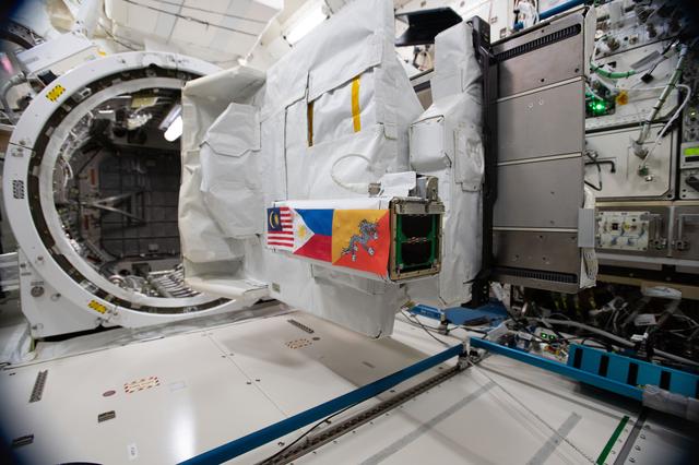 NASA image: JEM AL Slide Table Retraction from JPM Side