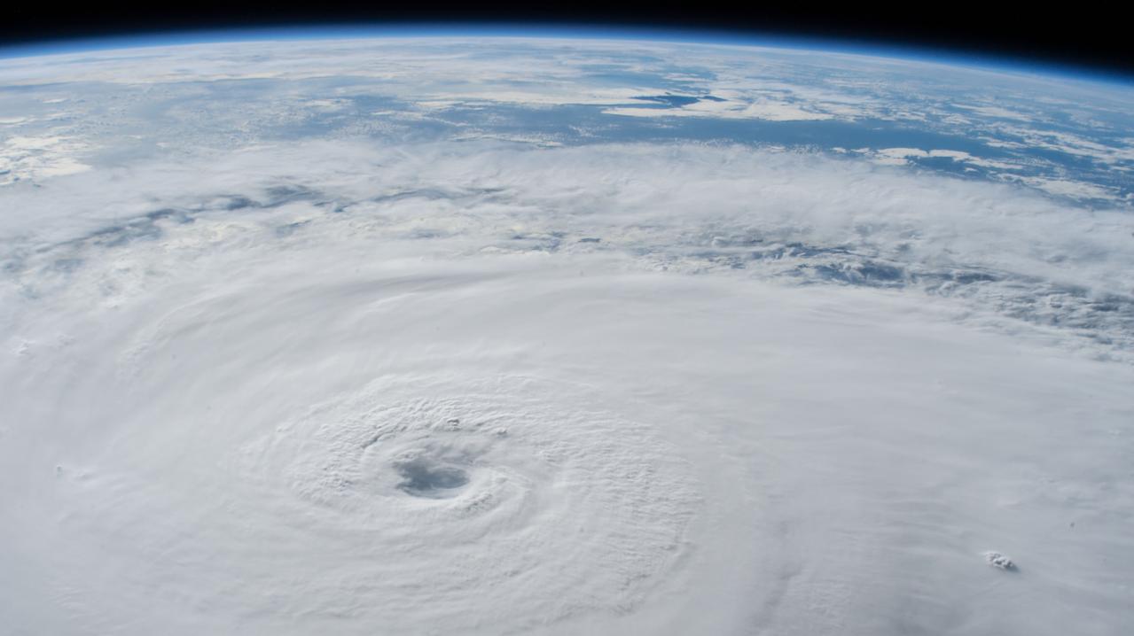 iss056e150297 (Aug. 21, 2018) --- Hurricane Lane, with its well-defined eye, was pictured as a category 4 storm southwest of the Hawaiian Islands as the International Space Station orbited almost 252 miles above the Pacific Ocean.