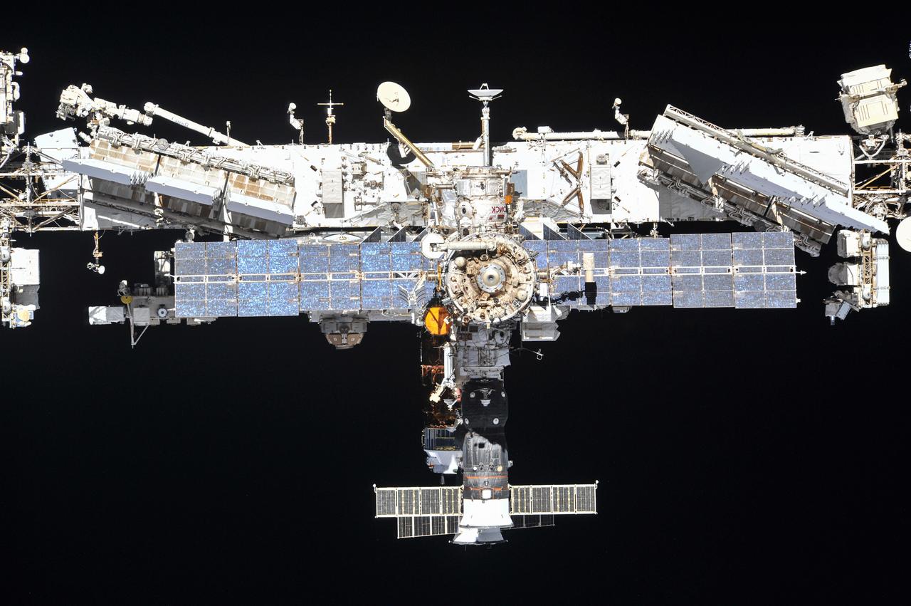 iss056e201395 (Oct. 4, 2018) --- The International Space Station photographed by Expedition 56 crew members from a Soyuz spacecraft after undocking. NASA astronauts Andrew Feustel and Ricky Arnold and Roscosmos cosmonaut Oleg Artemyev executed a fly around of the orbiting laboratory to take pictures of the station before returning home after spending 197 days in space. The station will celebrate the 20th anniversary of the launch of the first element Zarya in November 2018. Credit: NASA/Roscosmos