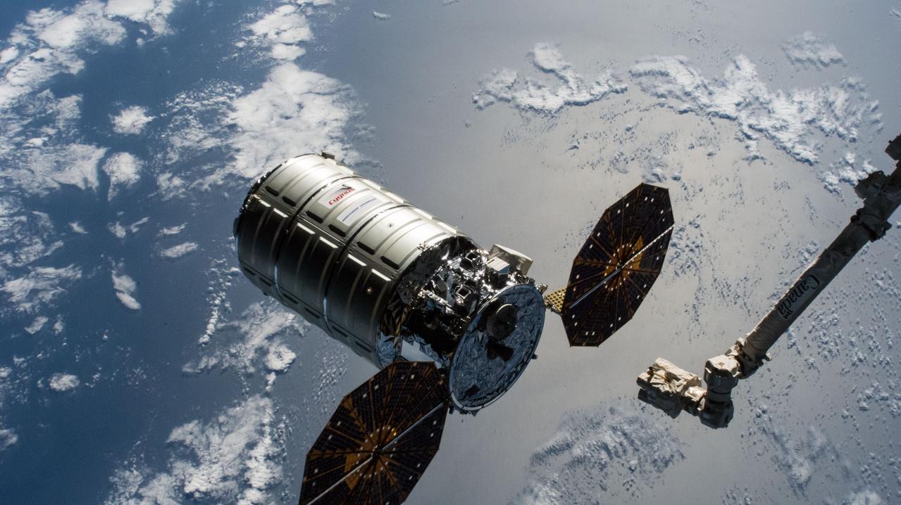 iss058e011814 (Feb. 8, 2019) --- The Cygnus cargo craft from Northrop Grumman is released from the grips of the Canadarm2 robotic arm as the International Space Station was orbiting over the Pacific Ocean off the coast of Peru.