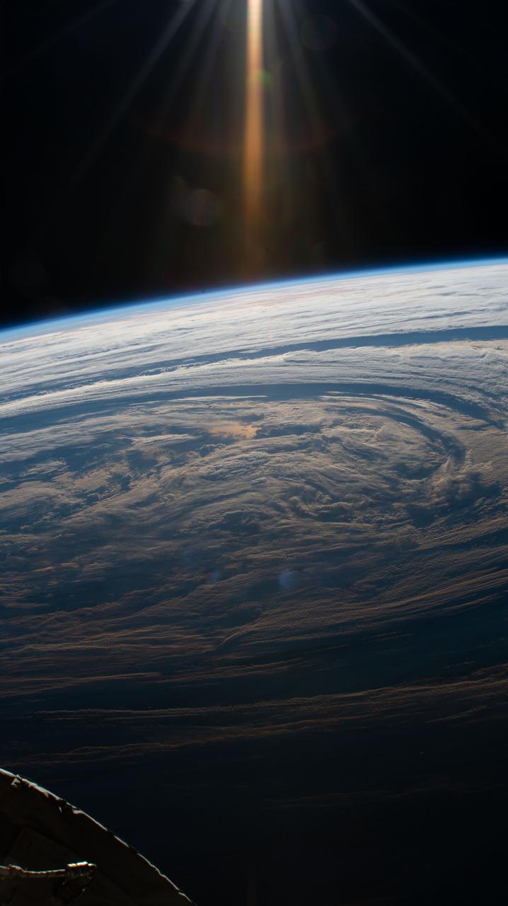 iss059e006522 (March 30, 2019) --- The International Space Station flew 265 miles above this cloudy formation in the south Indian Ocean.