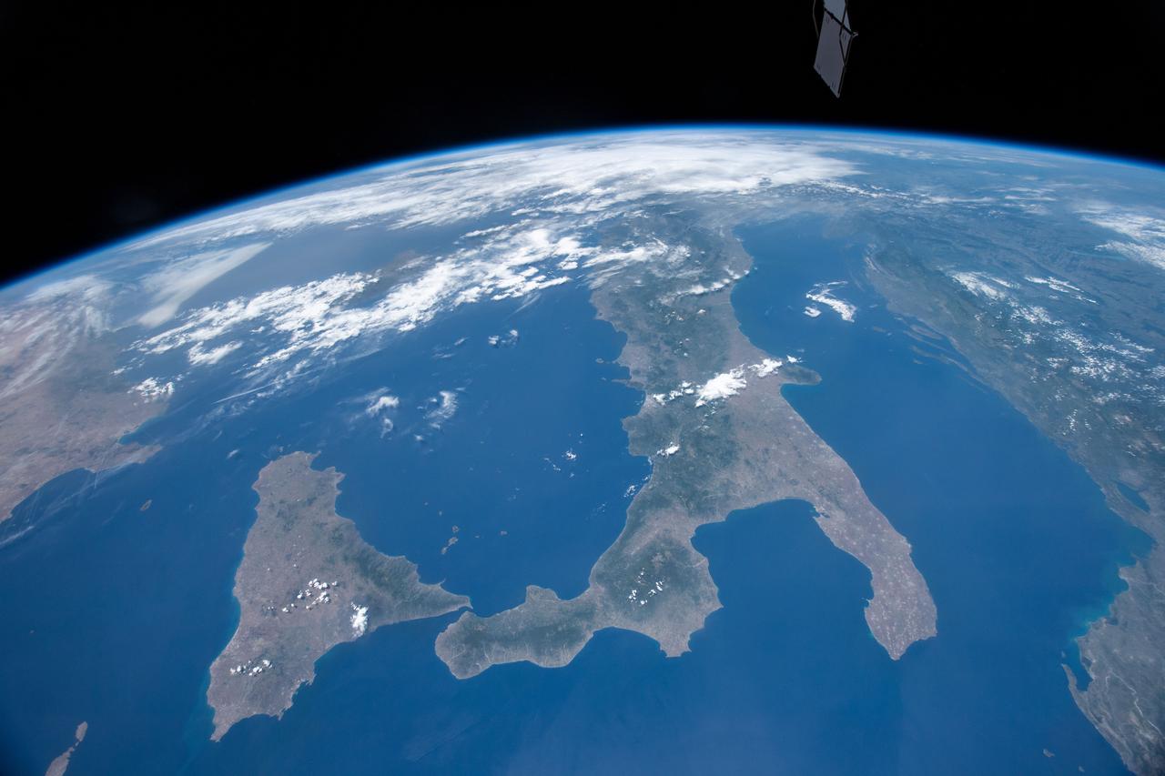 iss059e099173 (June 9, 2010) --- The International Space Station was orbiting 255 miles above the Mediterranean Sea when an Expedition 59 crewmember looking northwest took this photograph of Italy and its island Sicily.