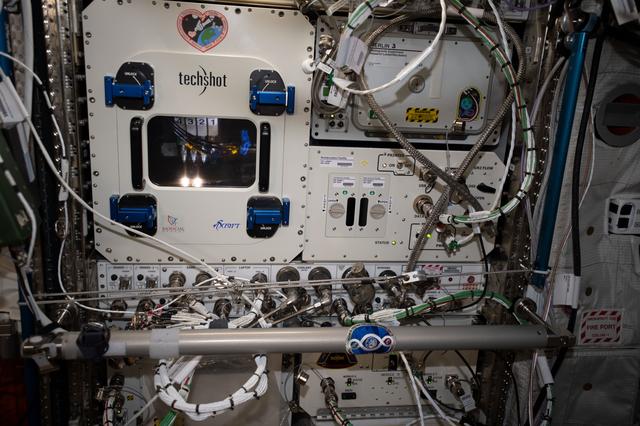 NASA image: iss060e015333