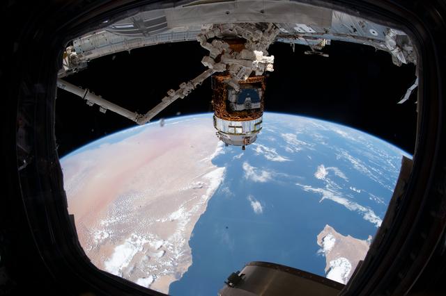 NASA image: iss060e081678