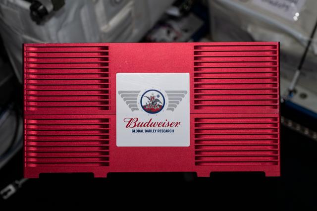 NASA image: iss061e113407