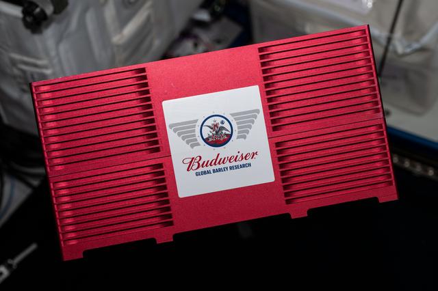 NASA image: iss061e113408