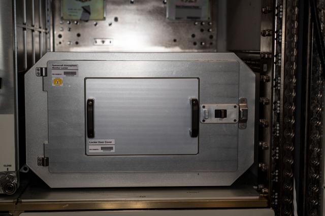 NASA image: Spacecraft Atmosphere Monitor Removal