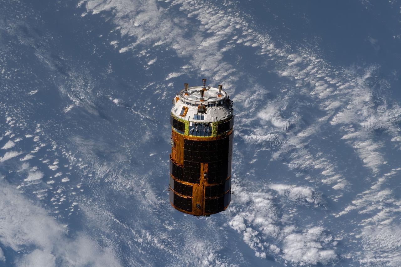 iss063e074252 (Aug. 18, 2020) --- The H-II Transfer Vehicle-9 (HTV-9) resupply ship from JAXA (Japan Aerospace Exploration Agency) moves away from the International Space Station after being released it into Earth orbit by the Canadarm2 robotic arm. The HTV-9 arrived at the orbiting lab on May 25 delivering four tons of food, fuel, crew supplies and station experiments to the Expedition 63 crew.