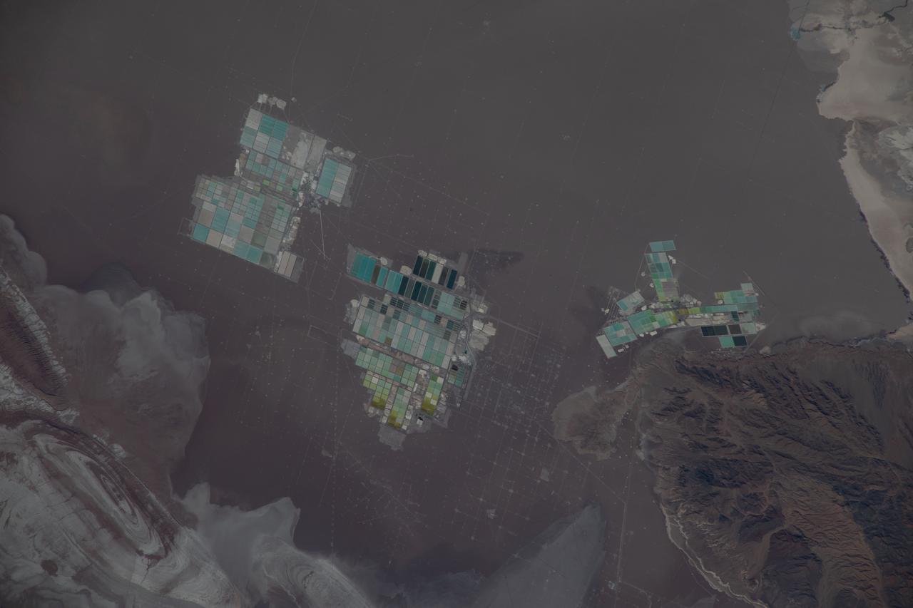 iss064e000361 (Oct. 24, 2020) --- Industrial mining activity is pictured in the Atacama Desert of northern Chile, which is one of the most arid places on Earth. The International Space Station had just crossed into South America from the Pacific Ocean when this photograph was taken.