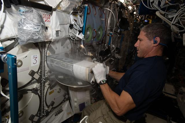 NASA image: iss064e007106