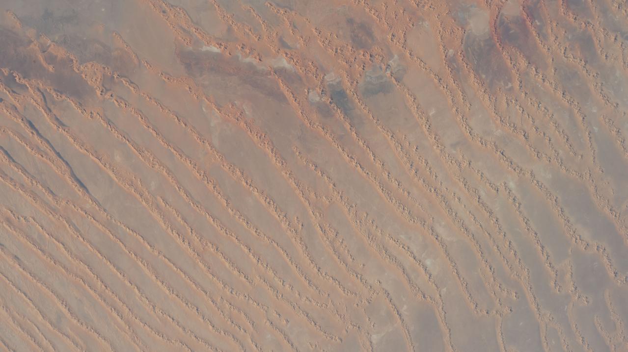 iss064e011532 (Dec. 9, 2020) --- A portion of the Sahara Desert in central western Algeria is pictured from the International Space Station as it orbited 261 miles above the African nation.