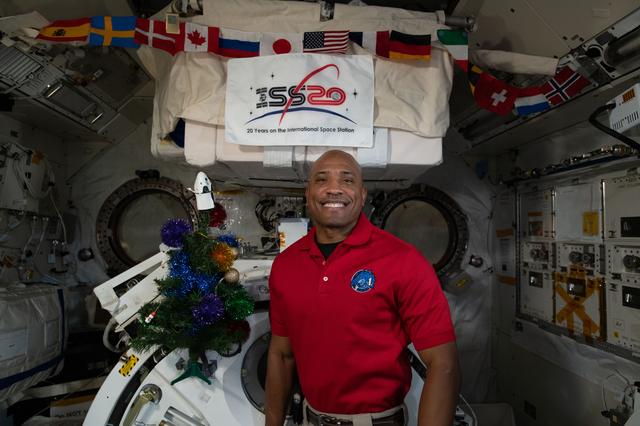 NASA image: iss064e013906